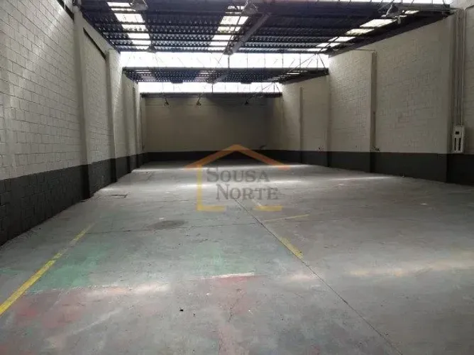 Locação de Galpão em São Paulo-SP, bairro Vila Guilherme com 710m² Área Const. e 710m² Áre