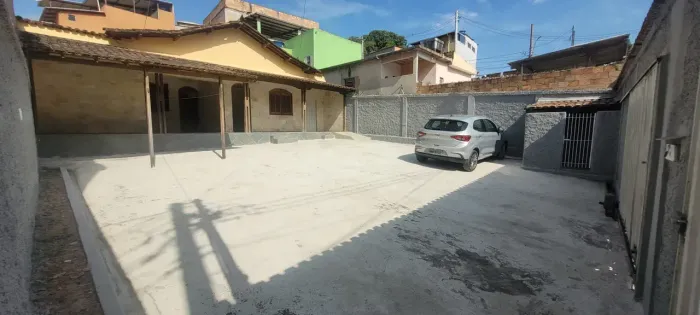 JARDIM GUANABARA CASA DE 4 QUARTOS AV. LUCAS DE OLIVEIRA 416