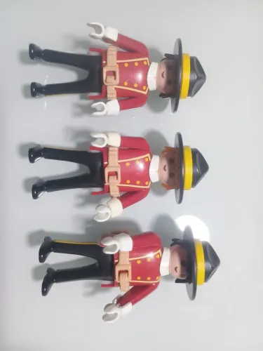 Playmobil Soldados vermelhos 