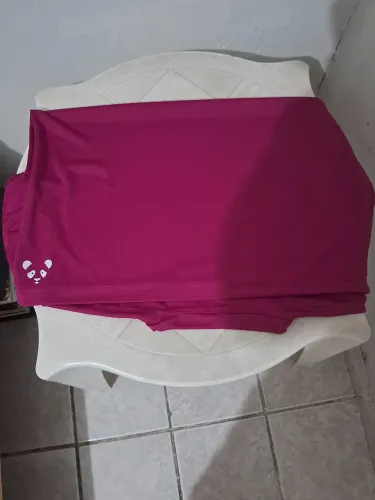 CAMISETA BABY LOOK