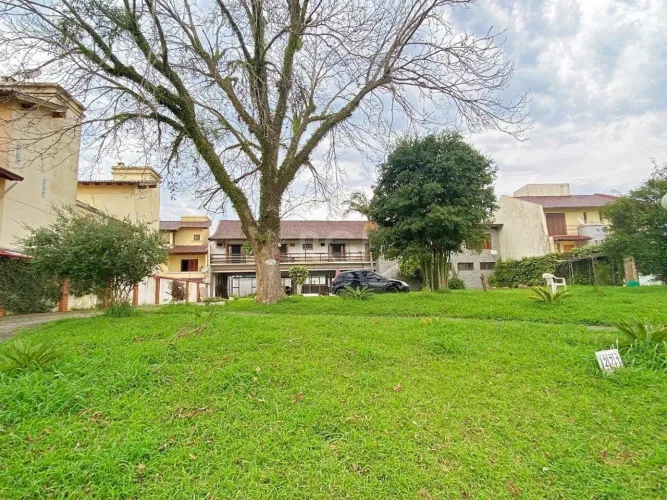 Casa para Venda - 840m², 7 dormitórios, sendo 3 suites, 8 vagas - Medianeira