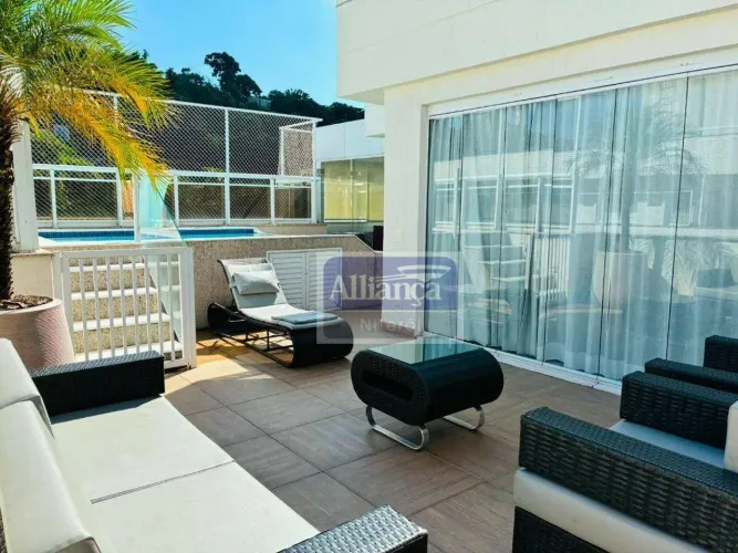 Cobertura com 3 dormitórios à venda, 240 m² por R$ 1.740.000,00 - Santa Rosa - Niterói/RJ