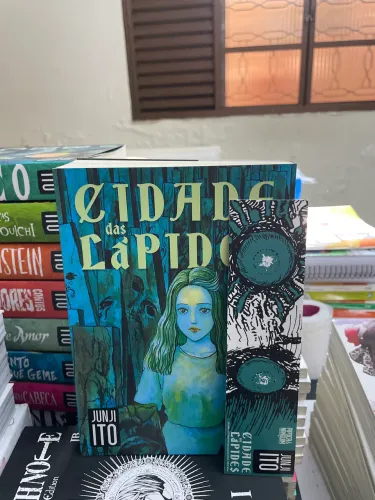 Mangá Junji Ito Cidade de Lápides 