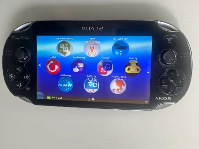 Psvita a venda não acompanha cartão de memória