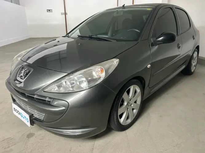 Peugeot 207 XR 1.4 Flex 8V 5P 2012