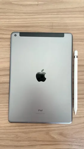 iPad de 9 geração 64GB + Apple Pencil, na versão Wi-Fi + celular (4G)