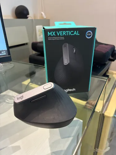 Vendo mouse MX Vertical Logitech