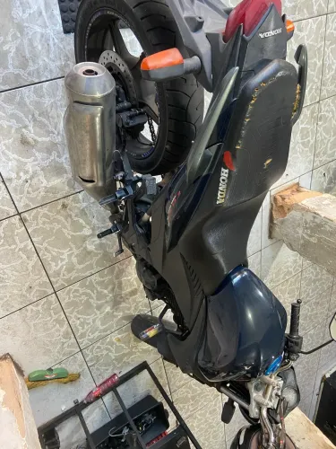 Vendo CB 300 Perfeita para uso!!