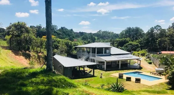 Chácara à venda no bairro Parque Agrinco em Guararema/SP