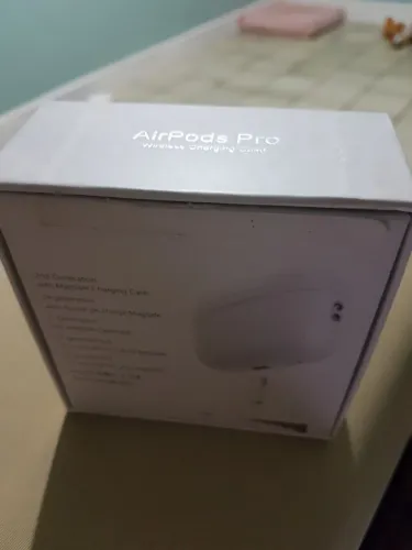 Apple AirPods Pro 2a generation. Semi novo.