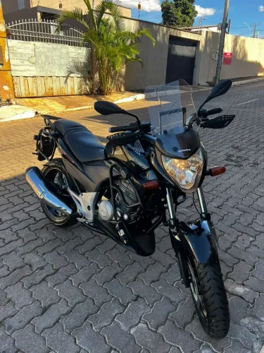 CB HONDA 300 LINDA
