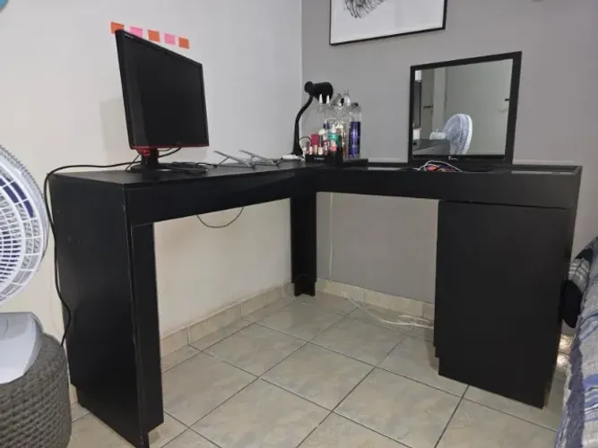Escrivaninha Penteadeira de canto