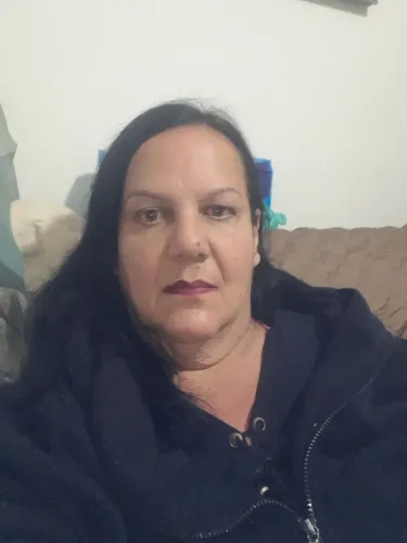 Sou cuidadora de idoso, diarista, babá,cozinheira