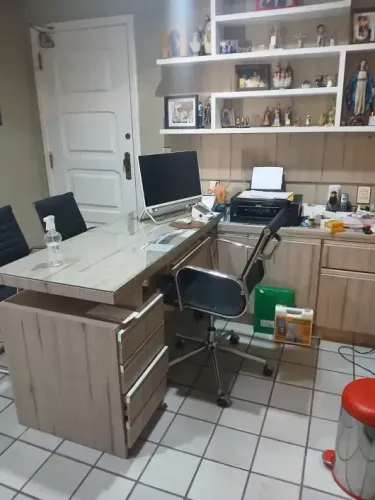 Moura Gestor Imobiliario Vende Sala Comercial no Umarizal com 60m2, Belem, Pa