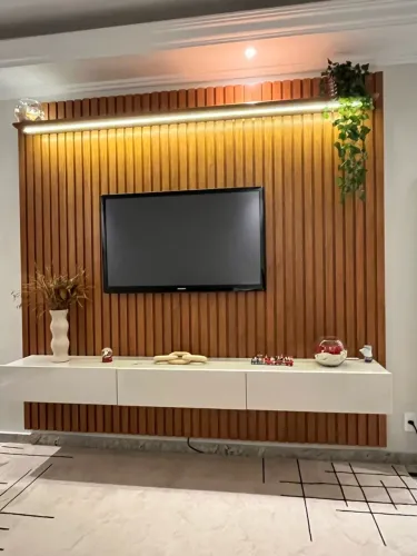 PAINEL HOME RIPADO LED 3 GAVETAS