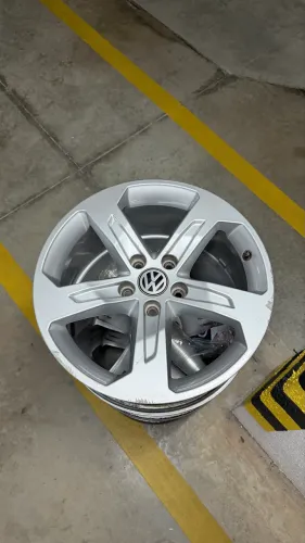 Jogo de rodas AUDI original 17"