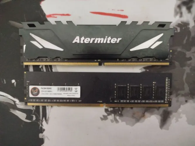 2x pentes memória ram 8gb 2666mhz