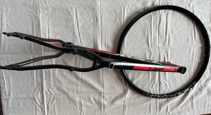 Quadro TSW/roda vzan(Mod:vinine)ambos(Aro:29)