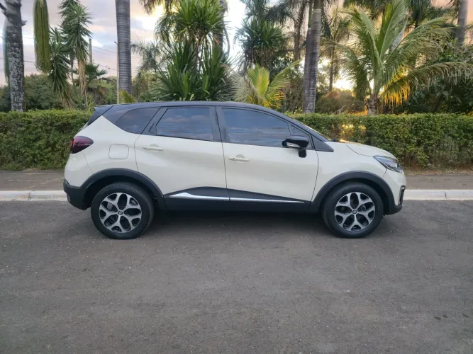 Renault Captur Intense 1.6 16V Flex 5P Aut. 2020