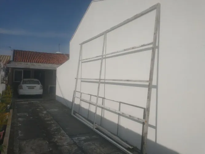 Estrutura metálica pra telhado medidas 4,5 MTS x 3,2 mts