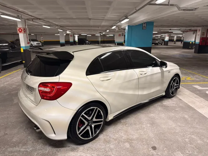 Mercedes-Benz Classe A 250 2.0 TB Sport Aut. 2015