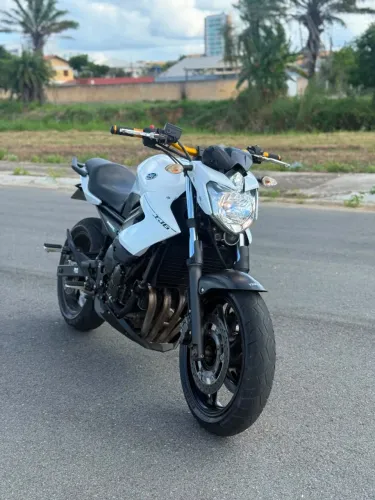 YAMAHA XJ6 N 2013 - BAIXO KM 