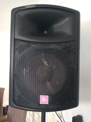 Caixa de som JBL 800 Watz (Usado) aceito Proposta , aceito cartão