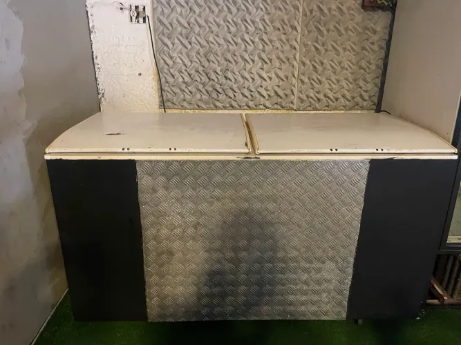 Freezer e geladeira horizontal