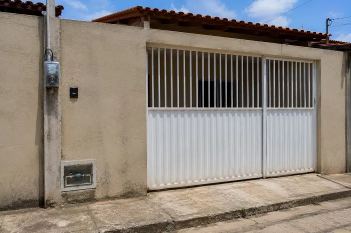 Casa pra vender no VILA UNIÃO, também parcelo