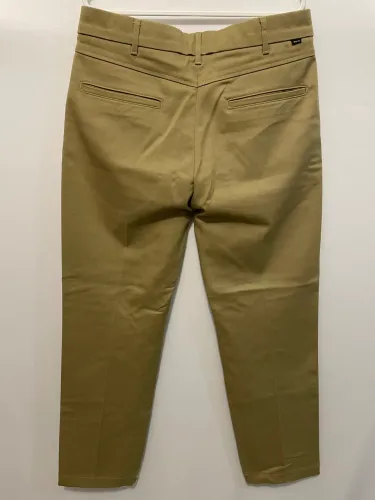 Calça Levis Sta-Prest 40