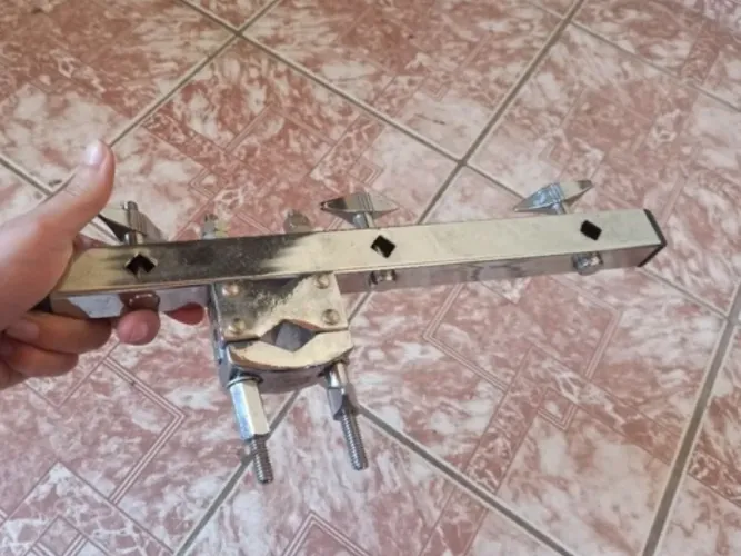 Clamp phedra 