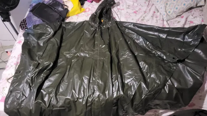 CAPA DE CHUVA DE CAÇA/TRILHA E CAMPING