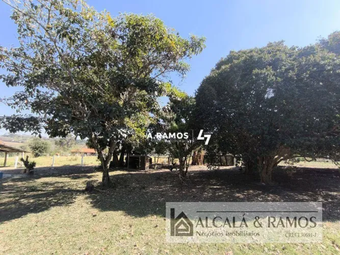 Sítio com 4 dormitórios à venda, 31000 m² por R$ 930.000,00 - Bom Retiro - Porto Feliz/SP