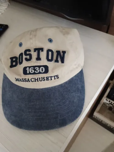Boné marca Boston Massachusetts original comprado no estados unidos 