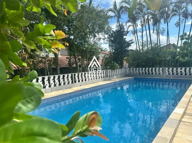 Casa para Venda em Itanhaém, Jamaica (Praia), 6 dormitórios, 1 suíte, 5 banheiros, 5 vagas
