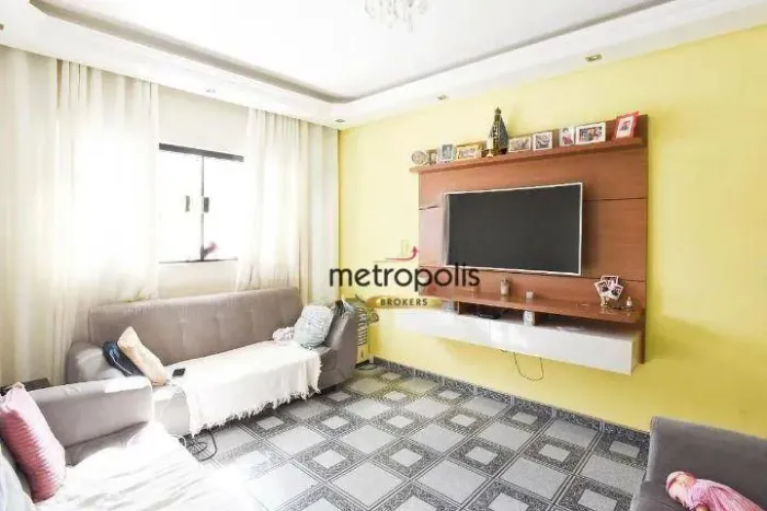 Sobrado com 3 dormitórios à venda, 148 m² por R$ 750.000,00 - Vila Jerusalém - São Bernard