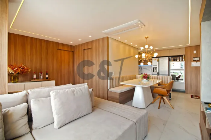 Apartamento - 3 Dormitórios (1 Suíte) à Venda em Santo Amaro, São Paulo/SP