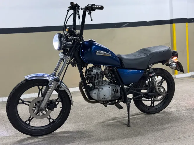 Suzuki intruder 125