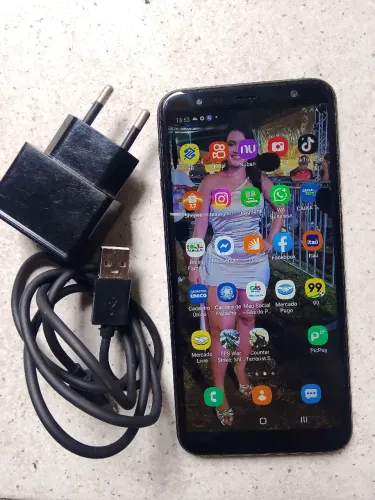 Samsung J6+ 32gigss