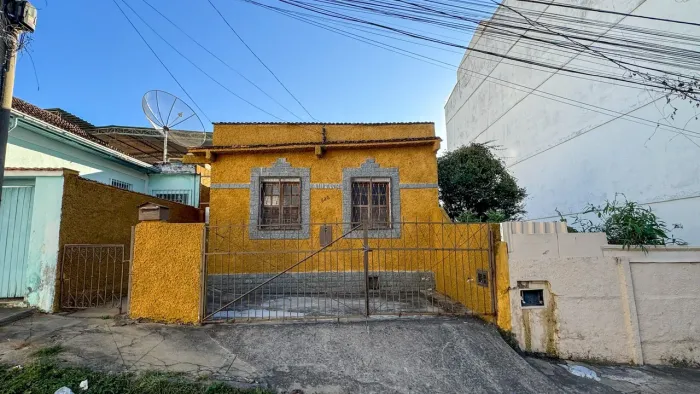 Casa para locação com 2 quartos no Boa Vista - Juiz de Fora, MG