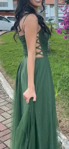 Vestido de festa verde oliva