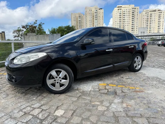 Renault Fluence Sed. Dynamique 2.0 16V Flex Mec. 2013
