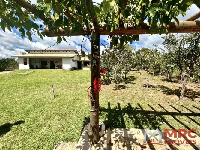 CHÁCARA COM CASA EM LOCAL TRANQUILO E SEGURO