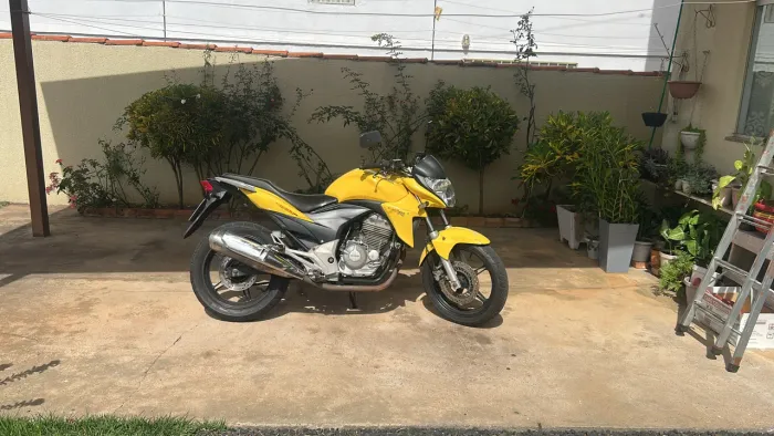 CB300R 2012 Só R$ 13.999