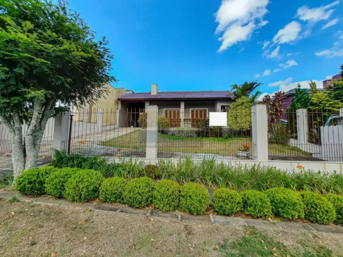 Casa de condomínio 4 dormitórios - Bairro Cantegril