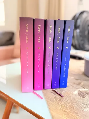 Livro SAGA TRONO DE VIDRO