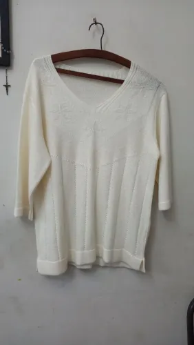 Linda blusa de trico G confortável