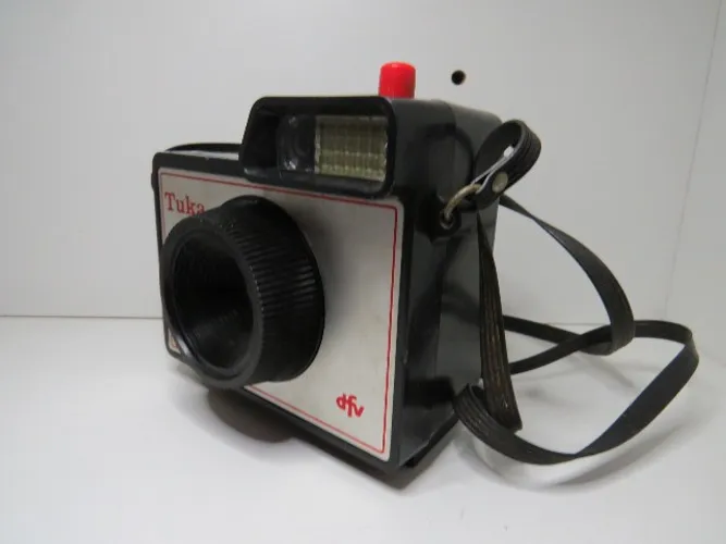 camera fotografica antiga tuka