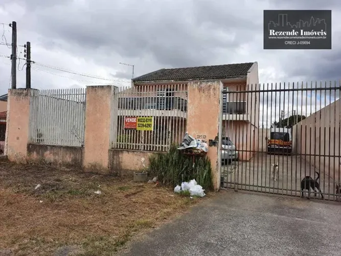 Sobrado com 3 dormitórios à venda, 220 m² por R$ 970.000,00 - Fazendinha - Curitiba/PR