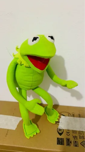 Boneco Pelúcia Caco Sapo - Muppets - Original Disney - 30cm - Vila Sésamo - Kermit